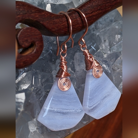 Natural Blue Lace Agate Earrings Copper Spirals Geometric Dangle Drop Design - Picture 9 of 15